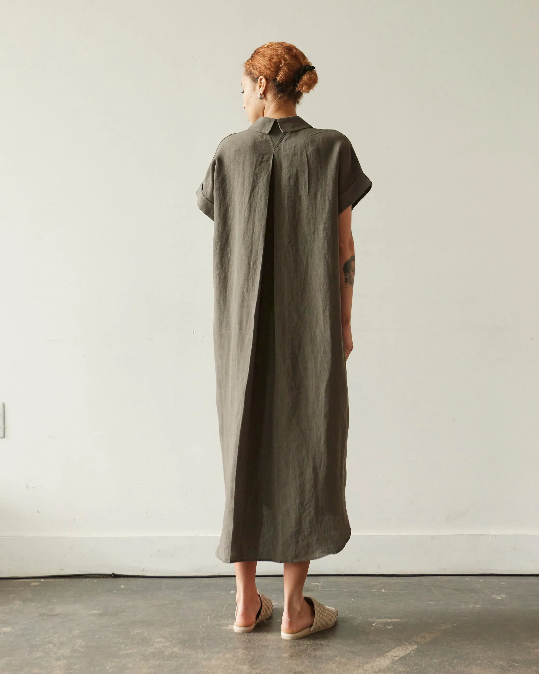 7115 Linen Maxi Shirtdress, Dark Oak