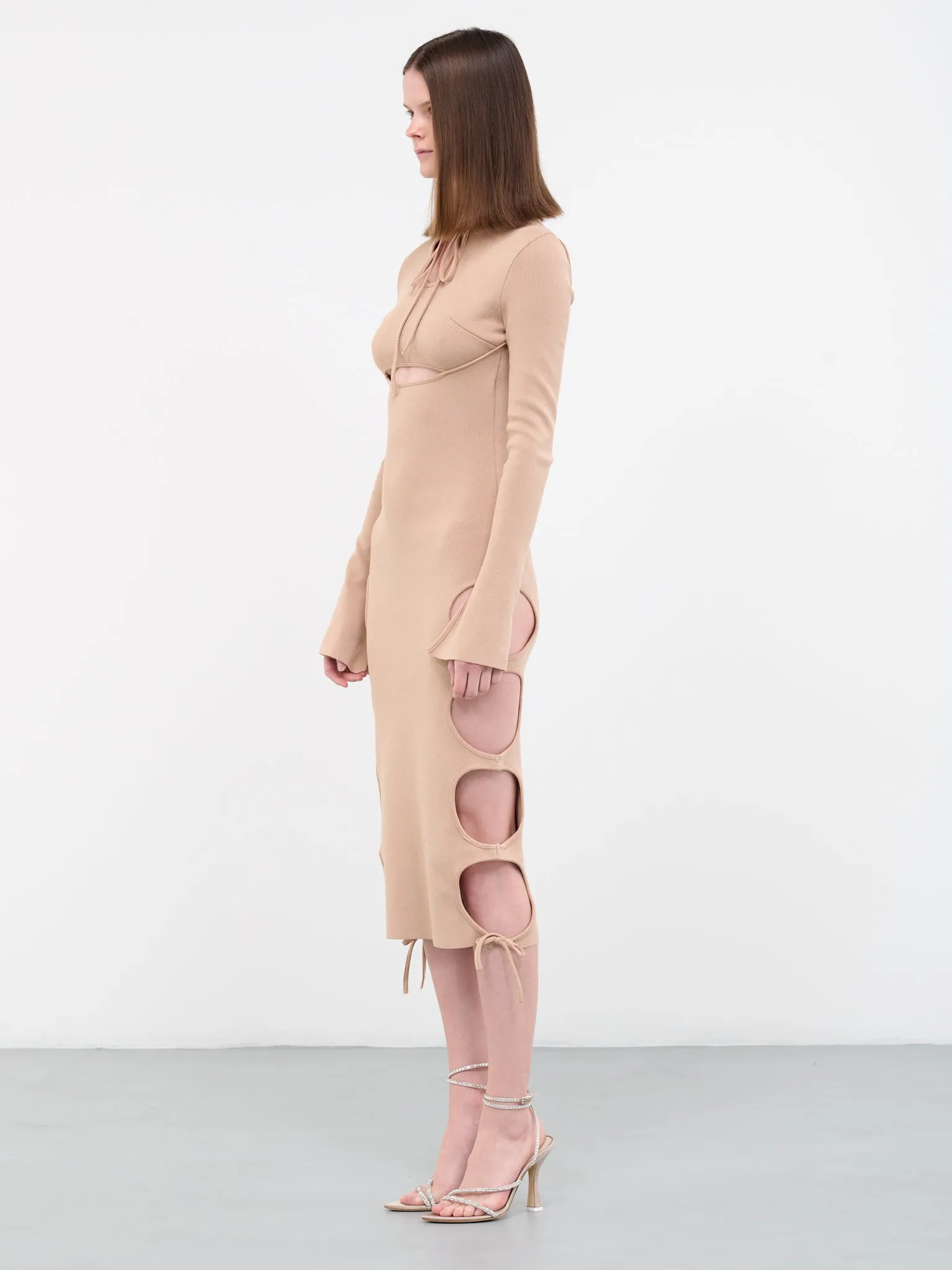 Cut-Out Knit Dress (DR21947268-0475-001-NUDE)