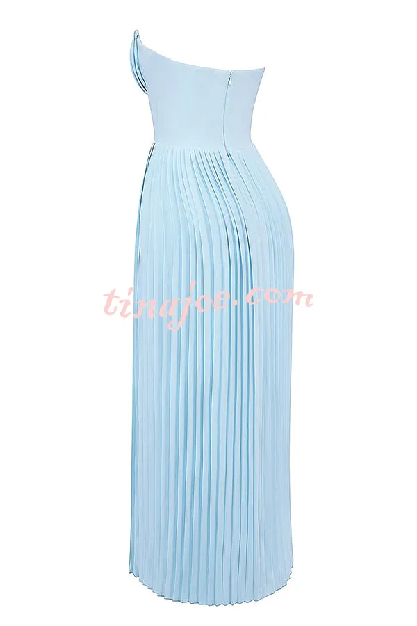 Romantic and Elegant Pleated Strapless Maxi Dress