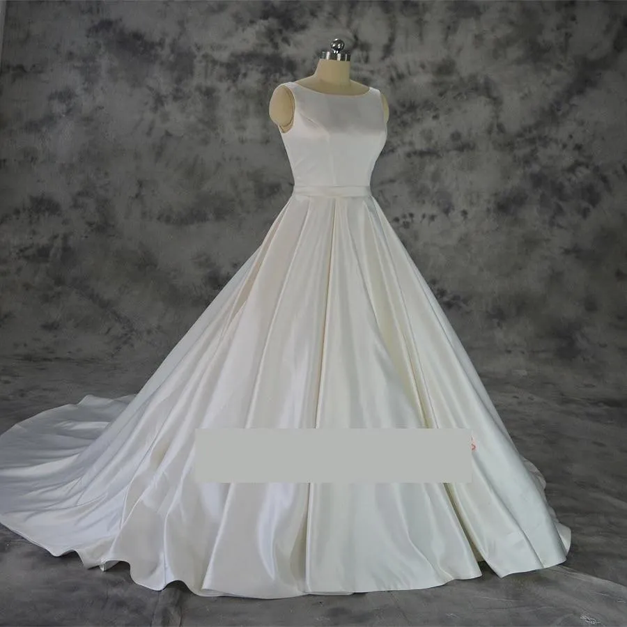 Simple and Elegant Satin Dress with Pocket Classic Wedding Gown